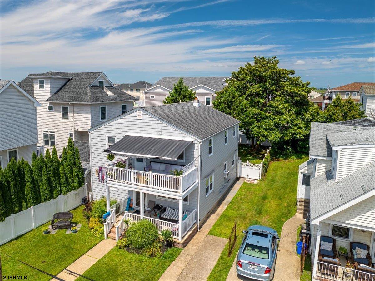9309 Winchester Ave Unit: 200