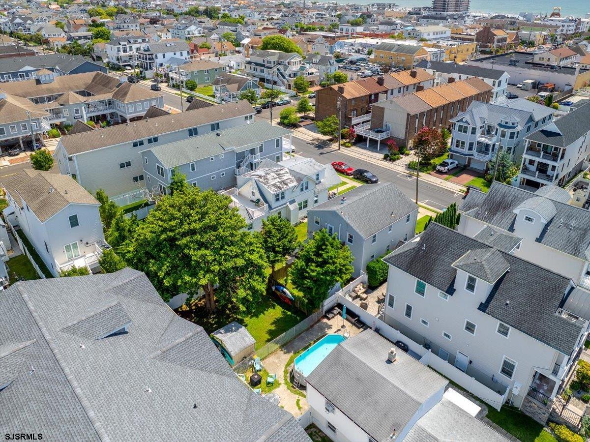 9309 Winchester Ave Unit: 200