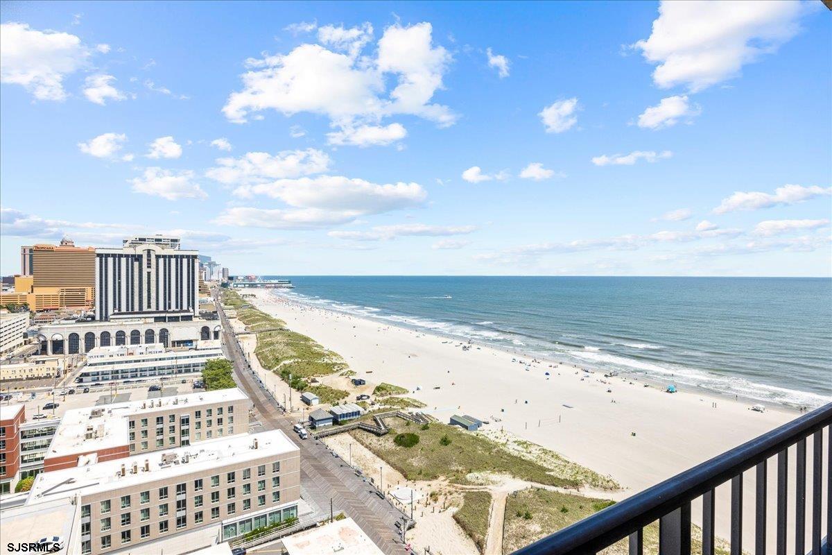 3851 Boardwalk Unit: 2109