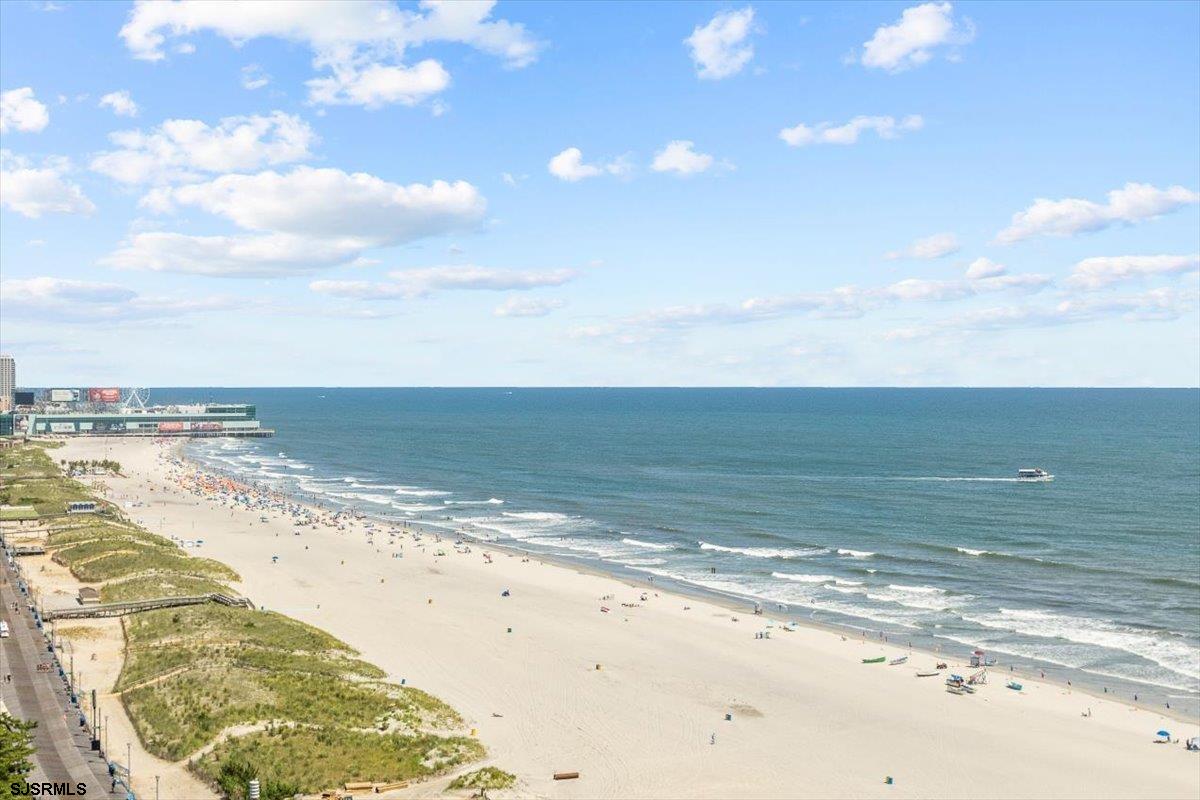 3851 Boardwalk Unit: 2109