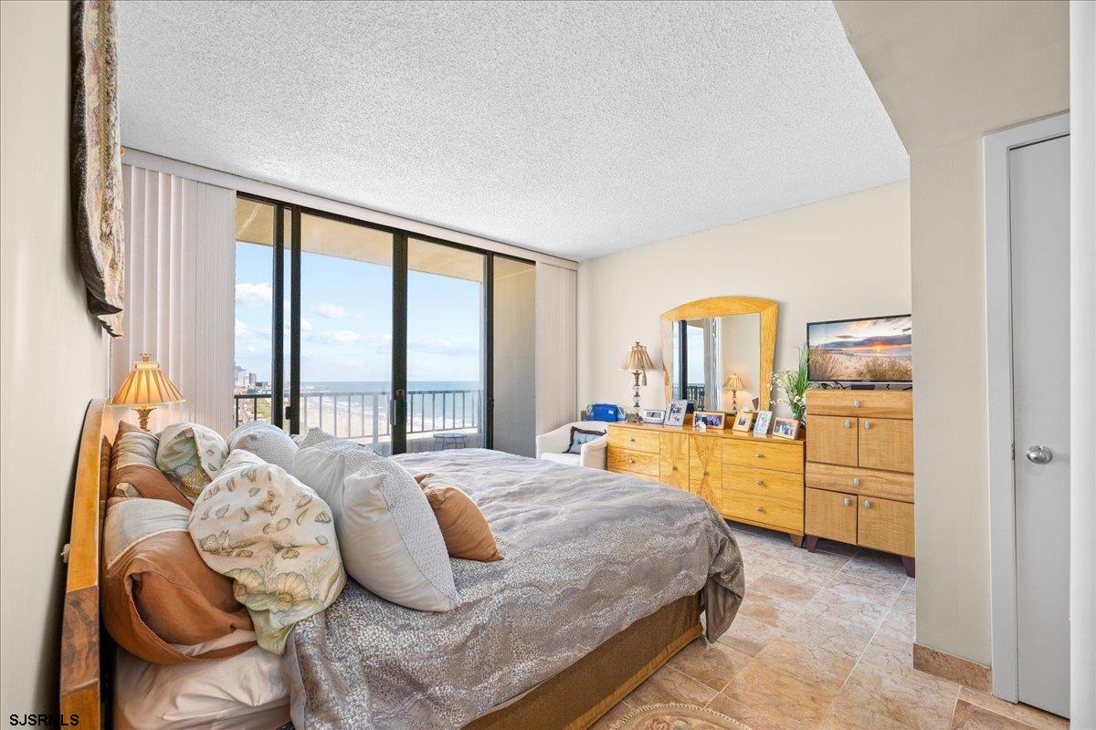 3851 Boardwalk Unit: 2109