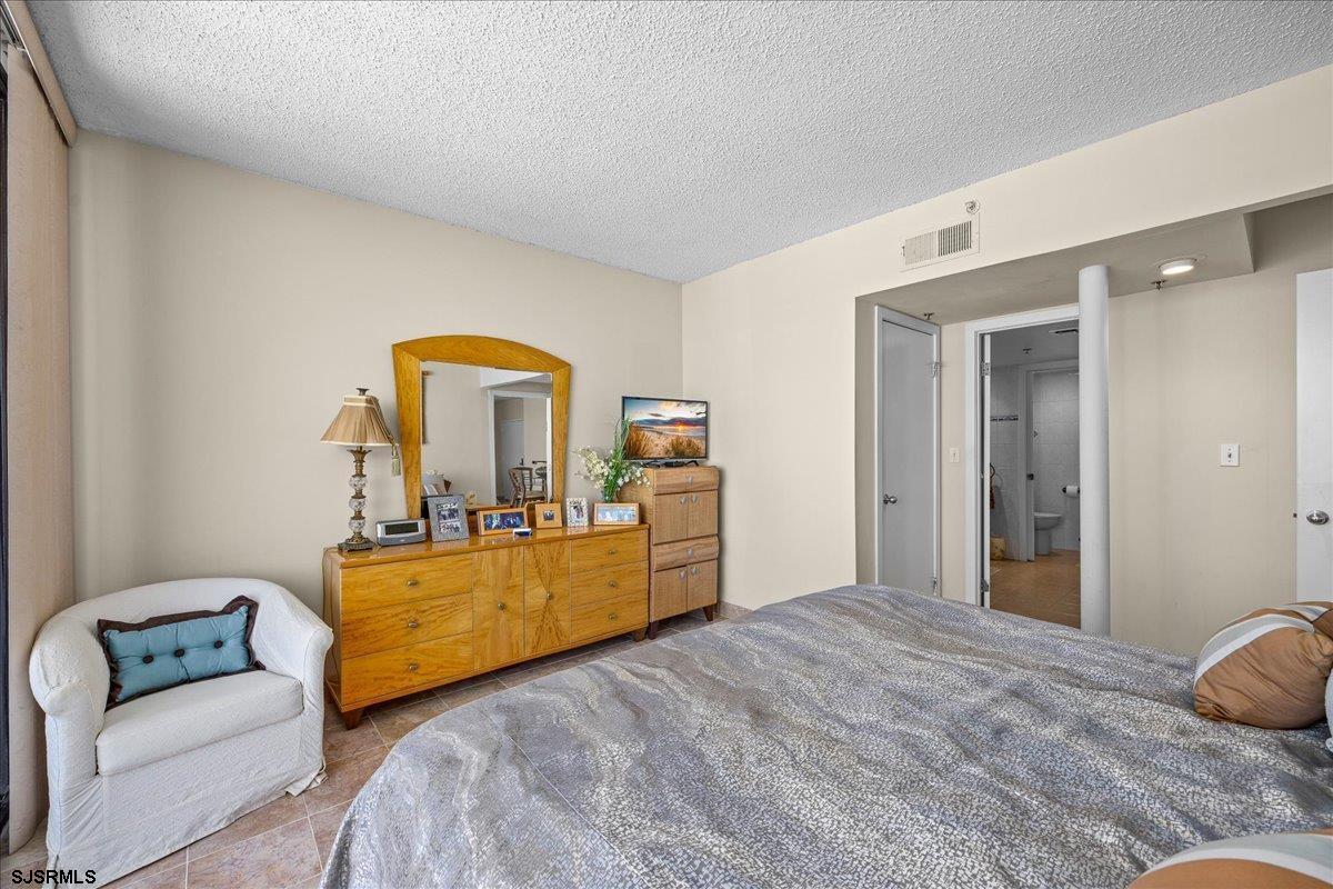 3851 Boardwalk Unit: 2109