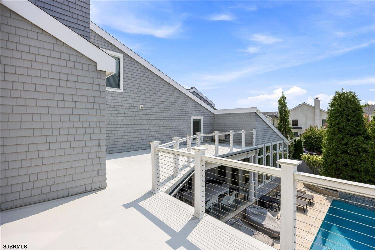 7506 Bayshore Dr