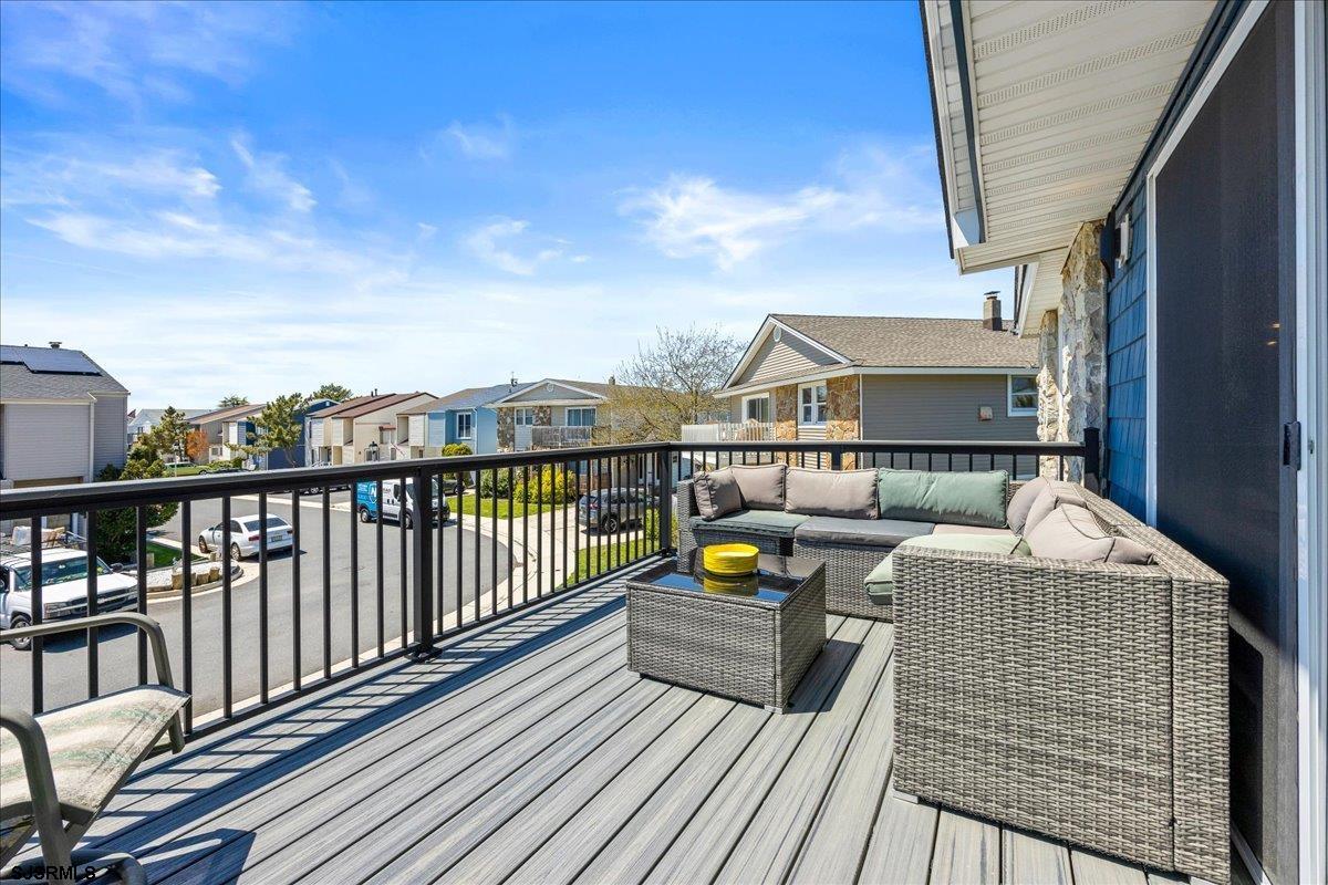 344-346 Hampshire Dr