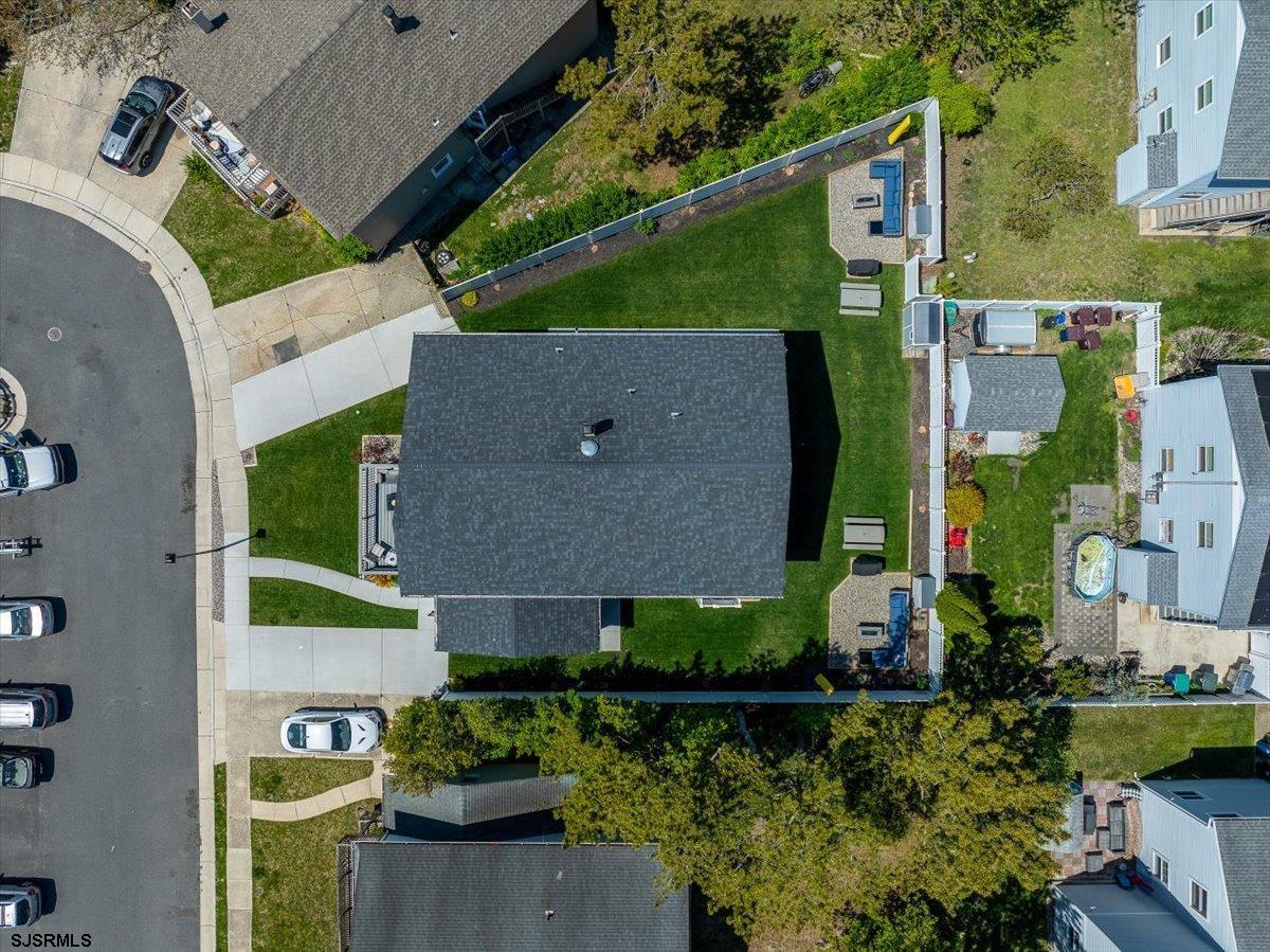 344-346 Hampshire Dr