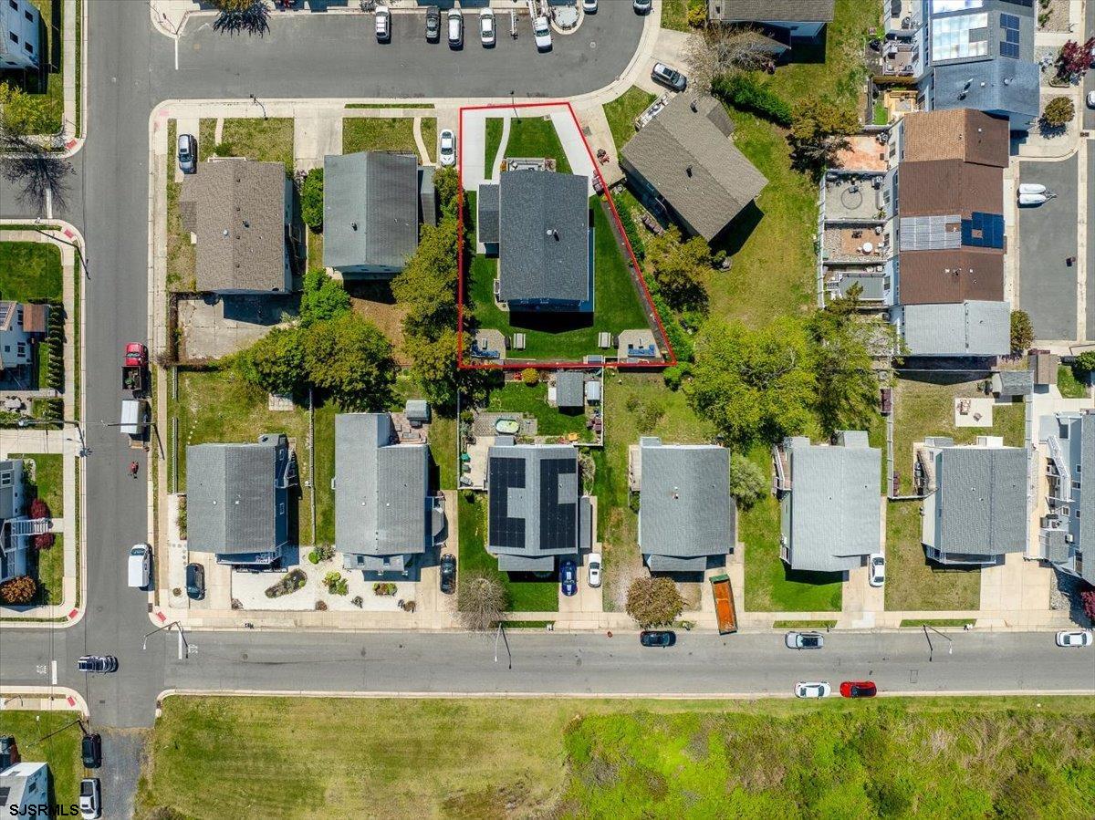 344-346 Hampshire Dr