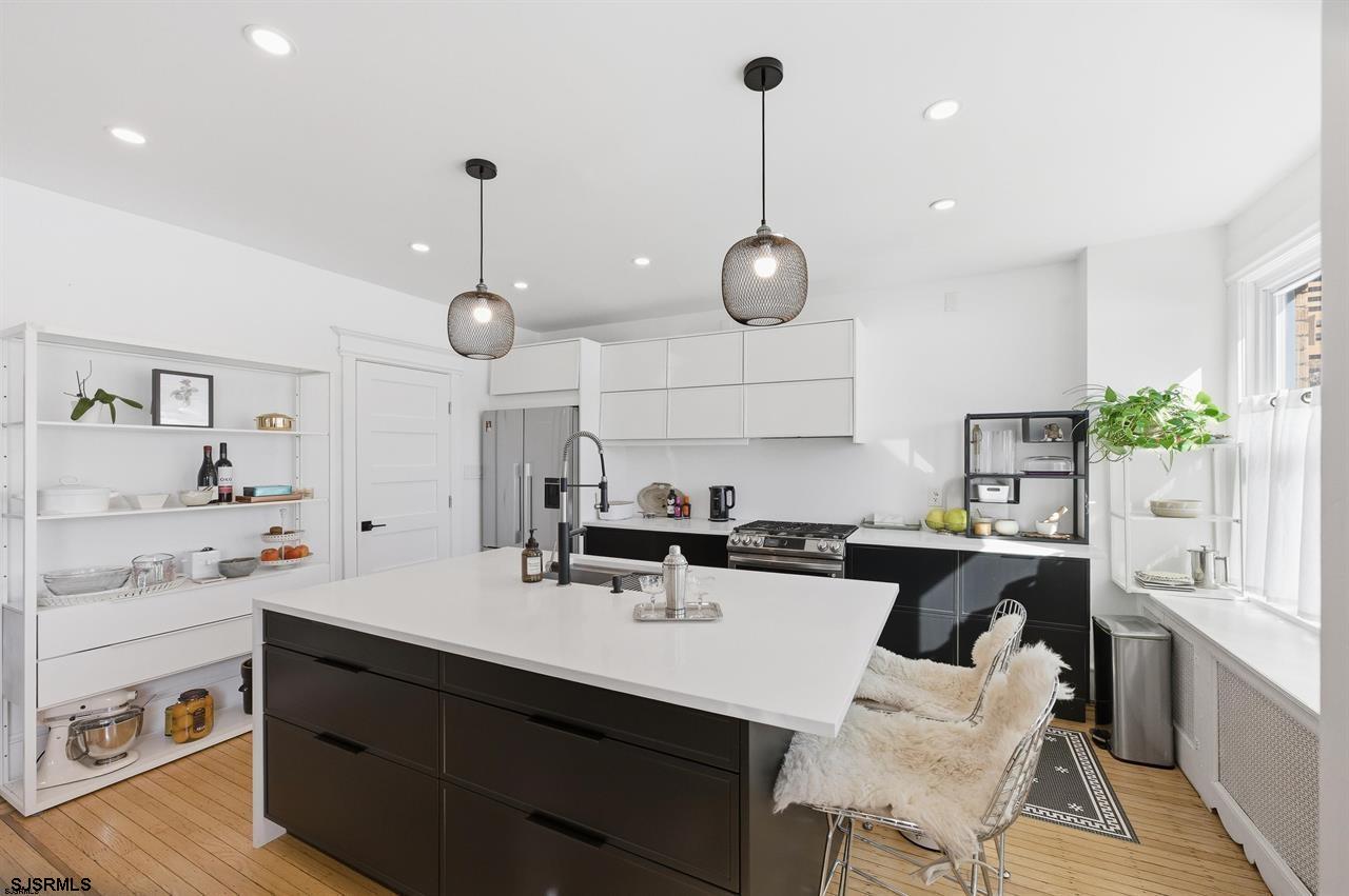 3 S Montpelier Ave