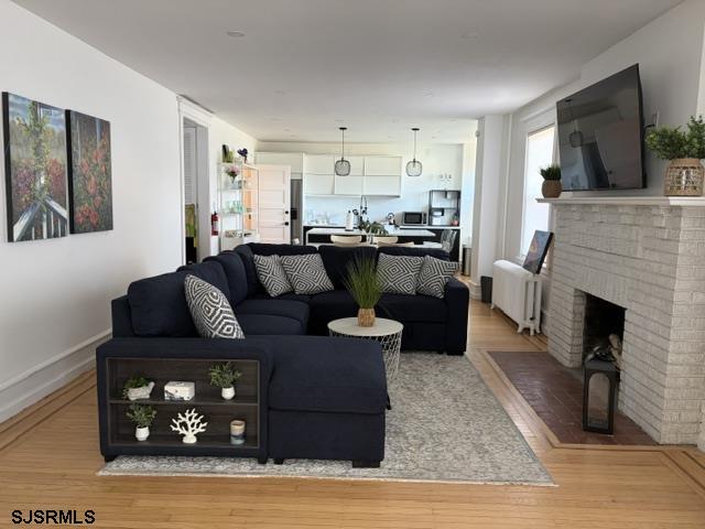 3 S Montpelier Ave