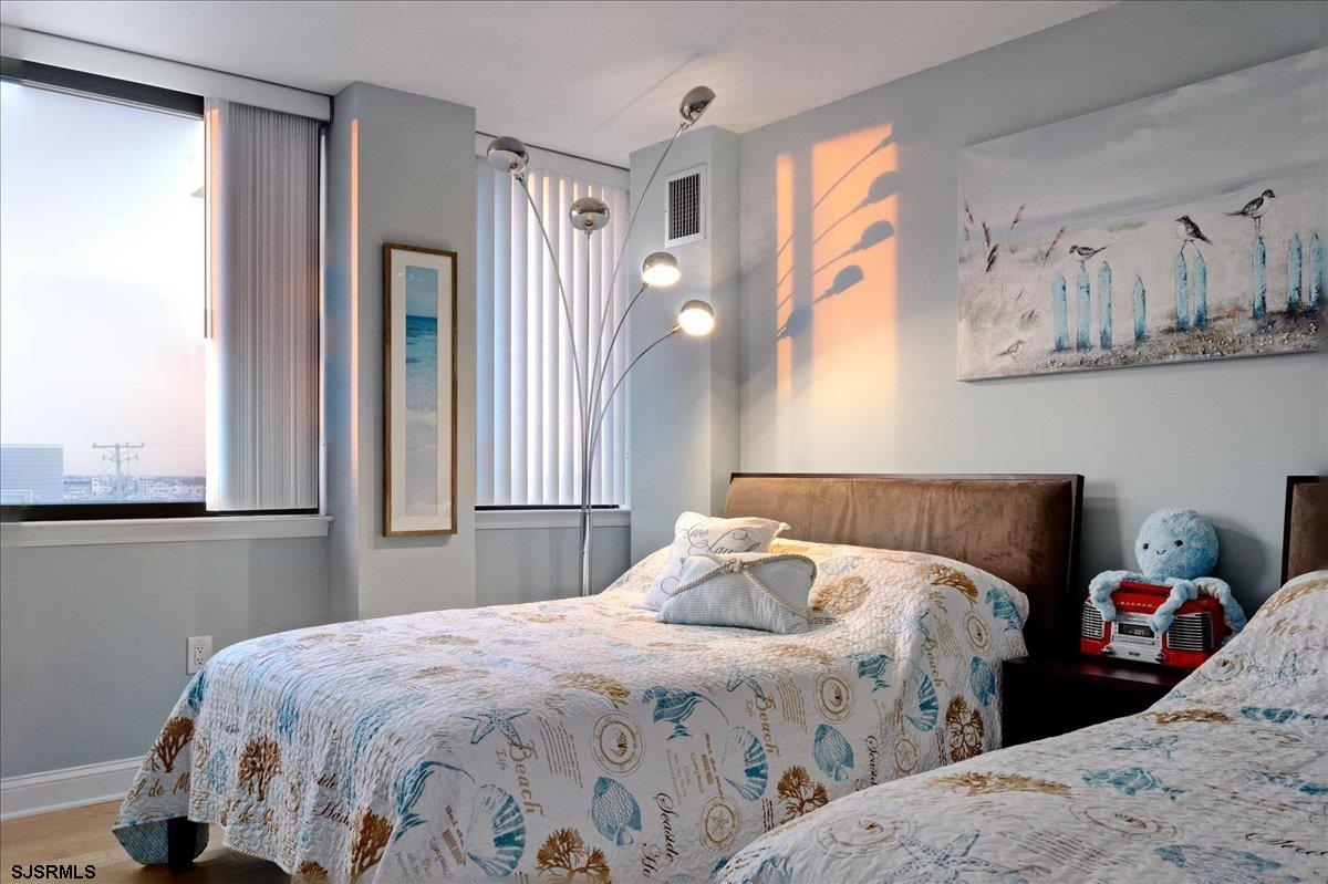 111 S 16th Ave Unit: 415