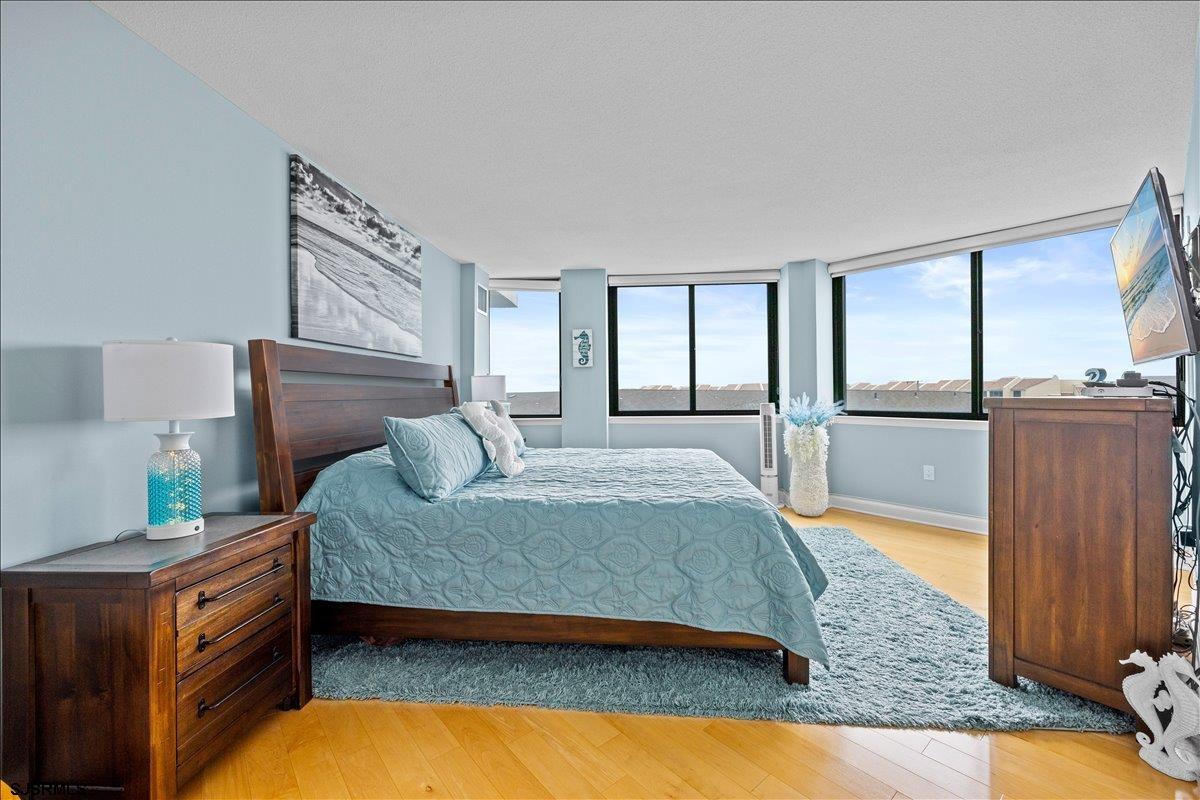111 S 16th Ave Unit: 415