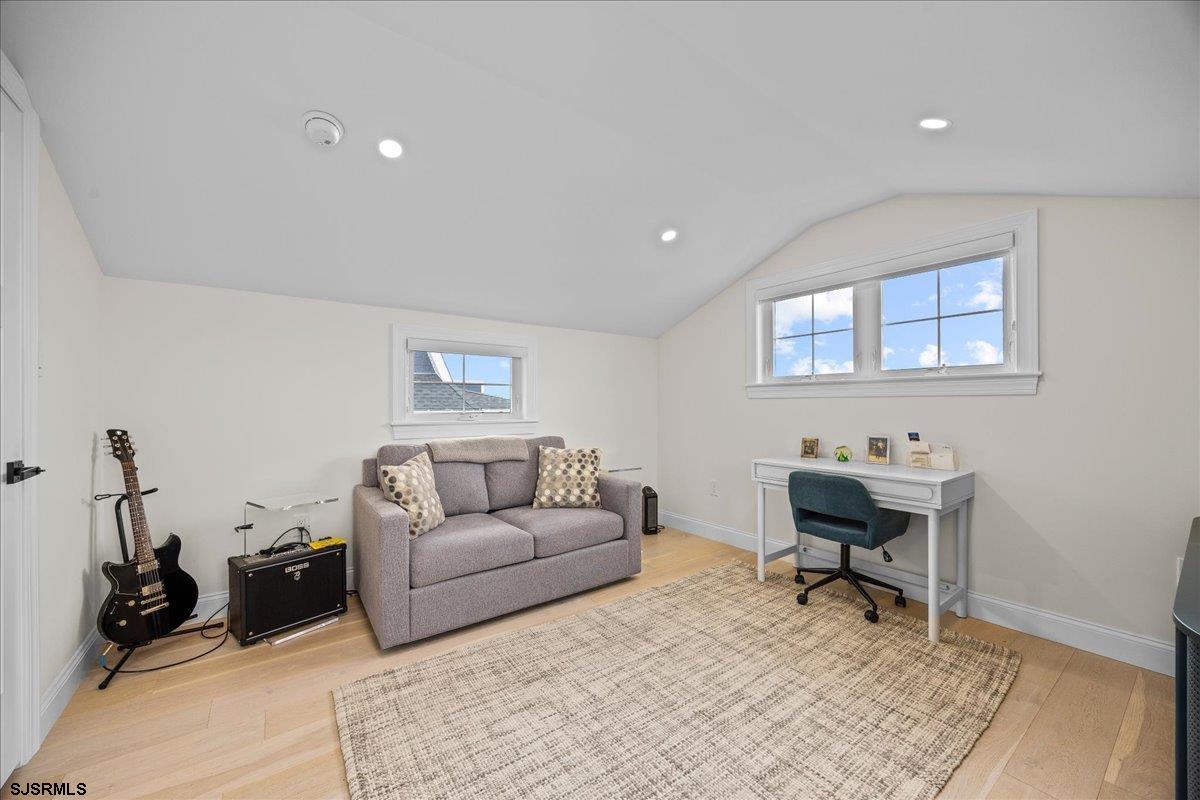 207 N Rumson Ave
