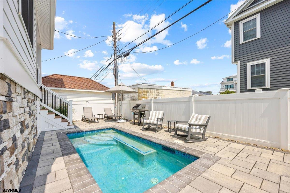 207 N Rumson Ave