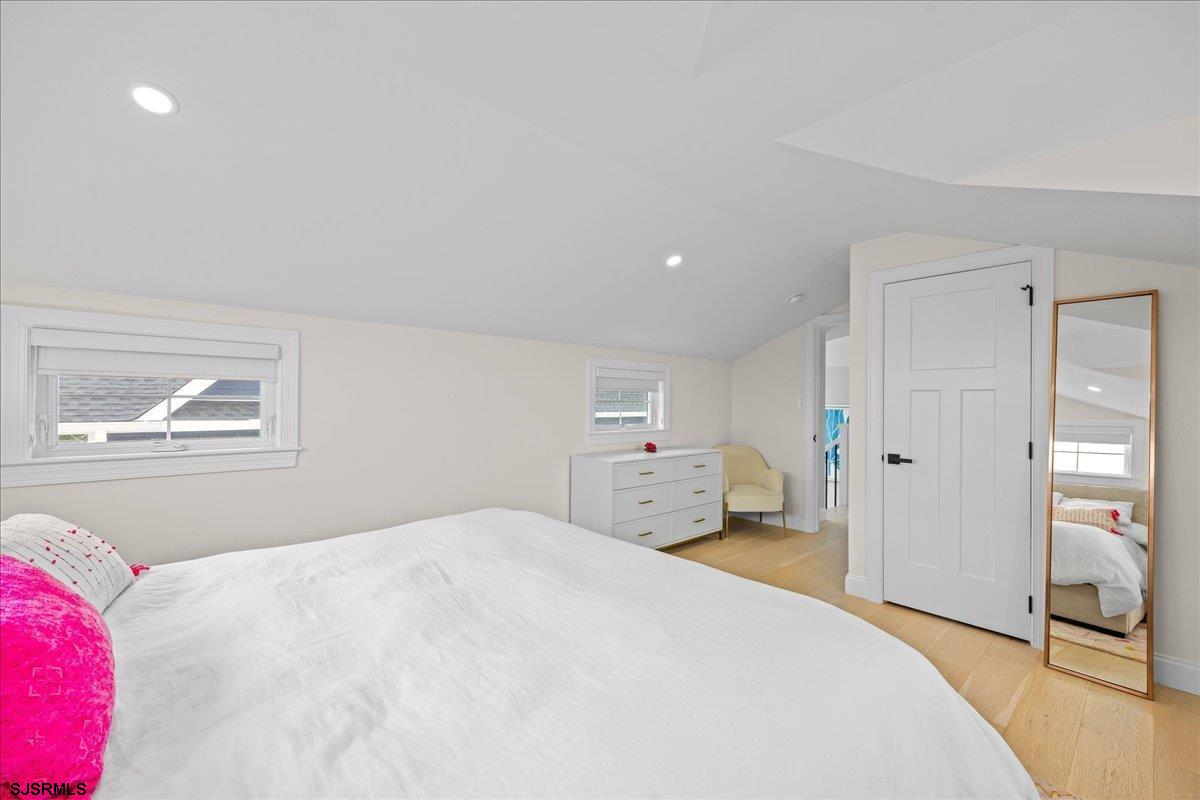 207 N Rumson Ave