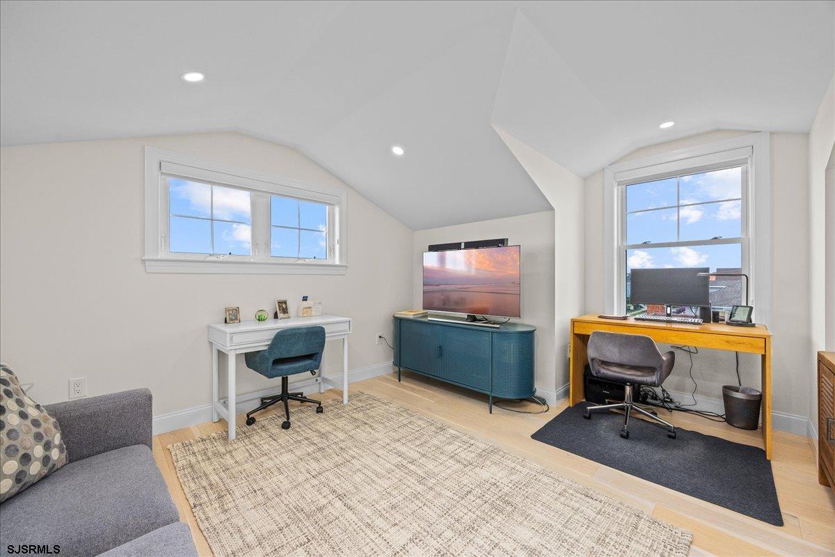 207 N Rumson Ave