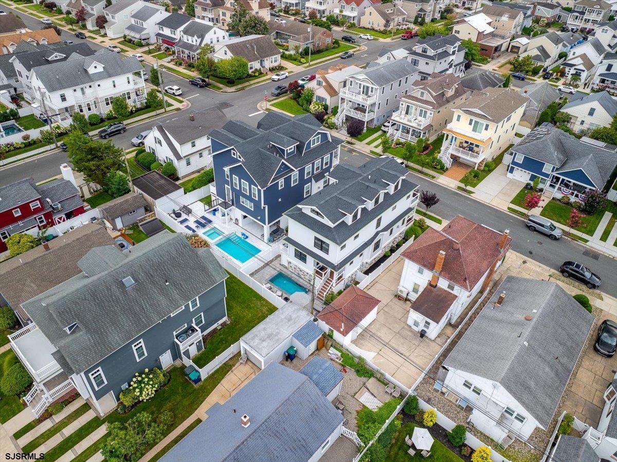 207 N Rumson Ave