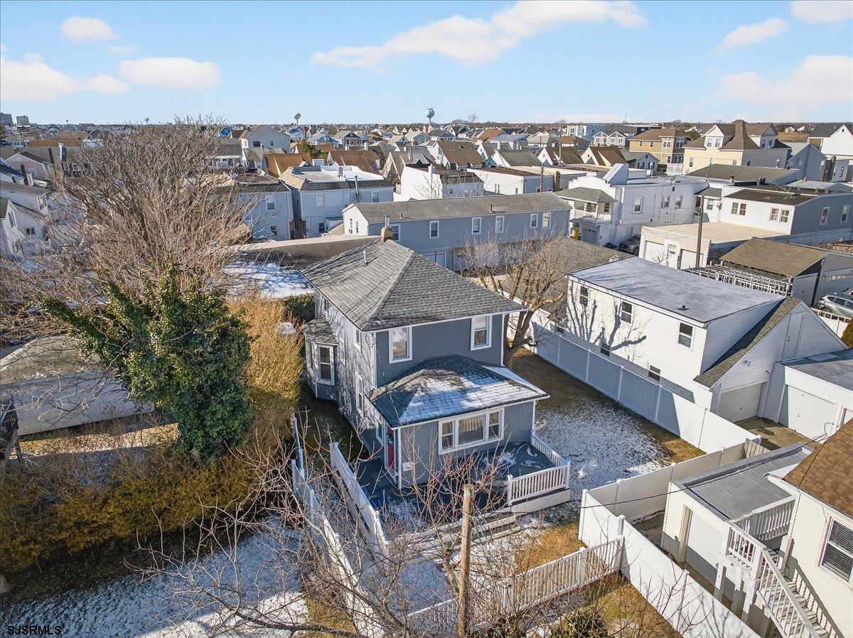 104 N Portland Ave