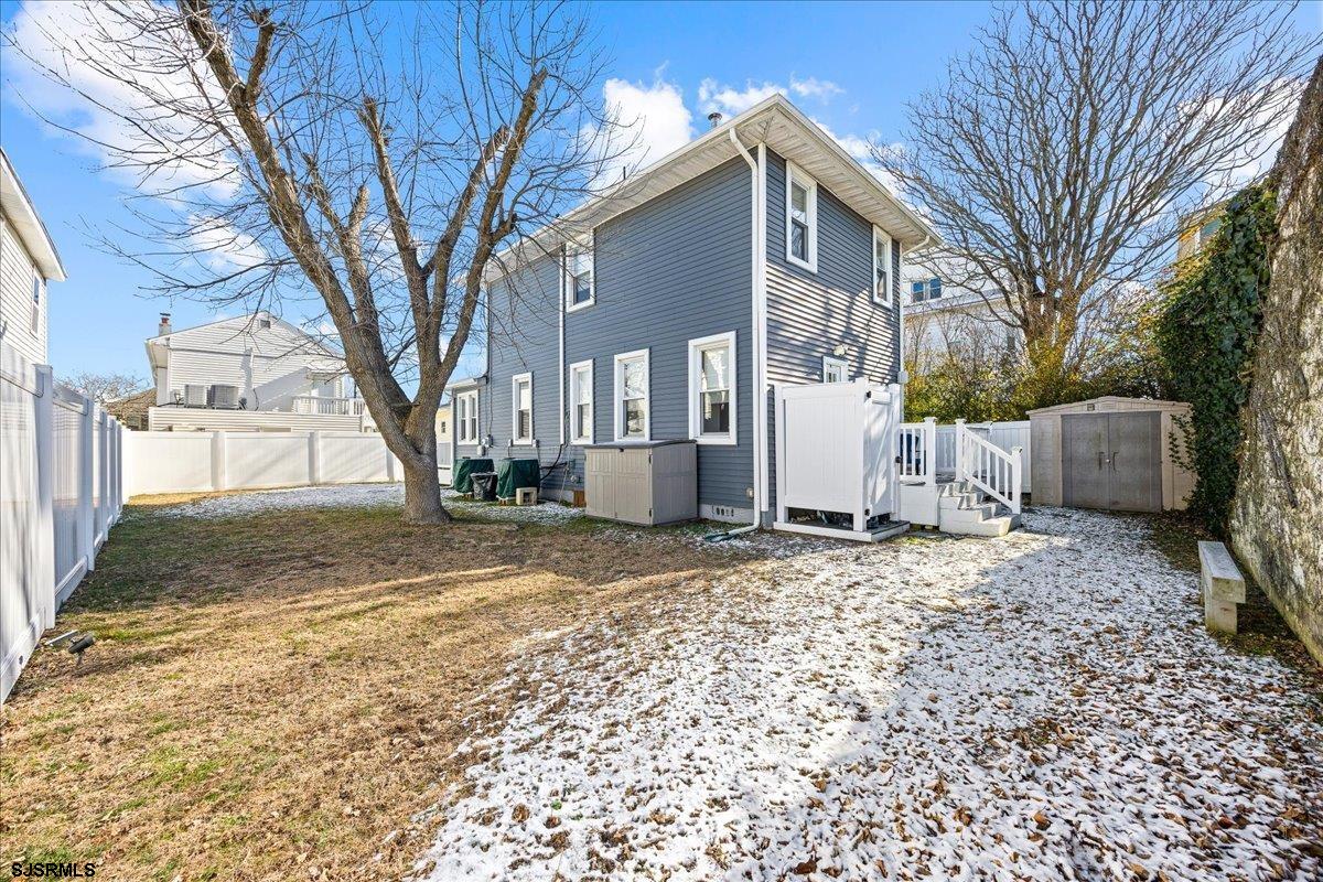 104 N Portland Ave