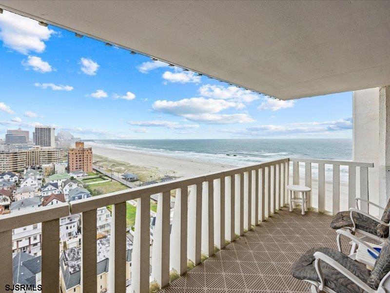 100 S Berkley Square Unit: 18D