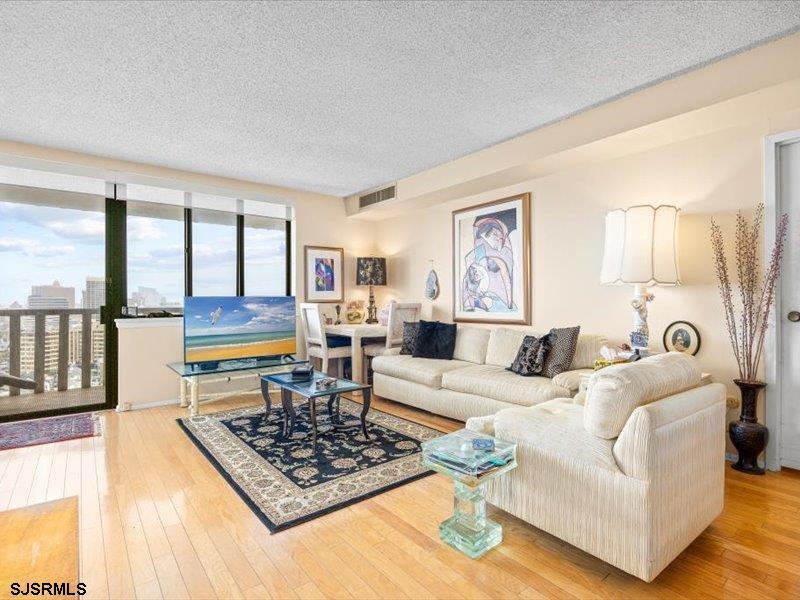 100 S Berkley Square Unit: 18D