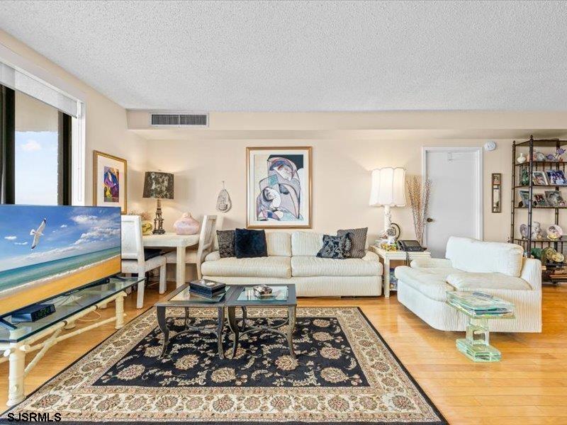 100 S Berkley Square Unit: 18D
