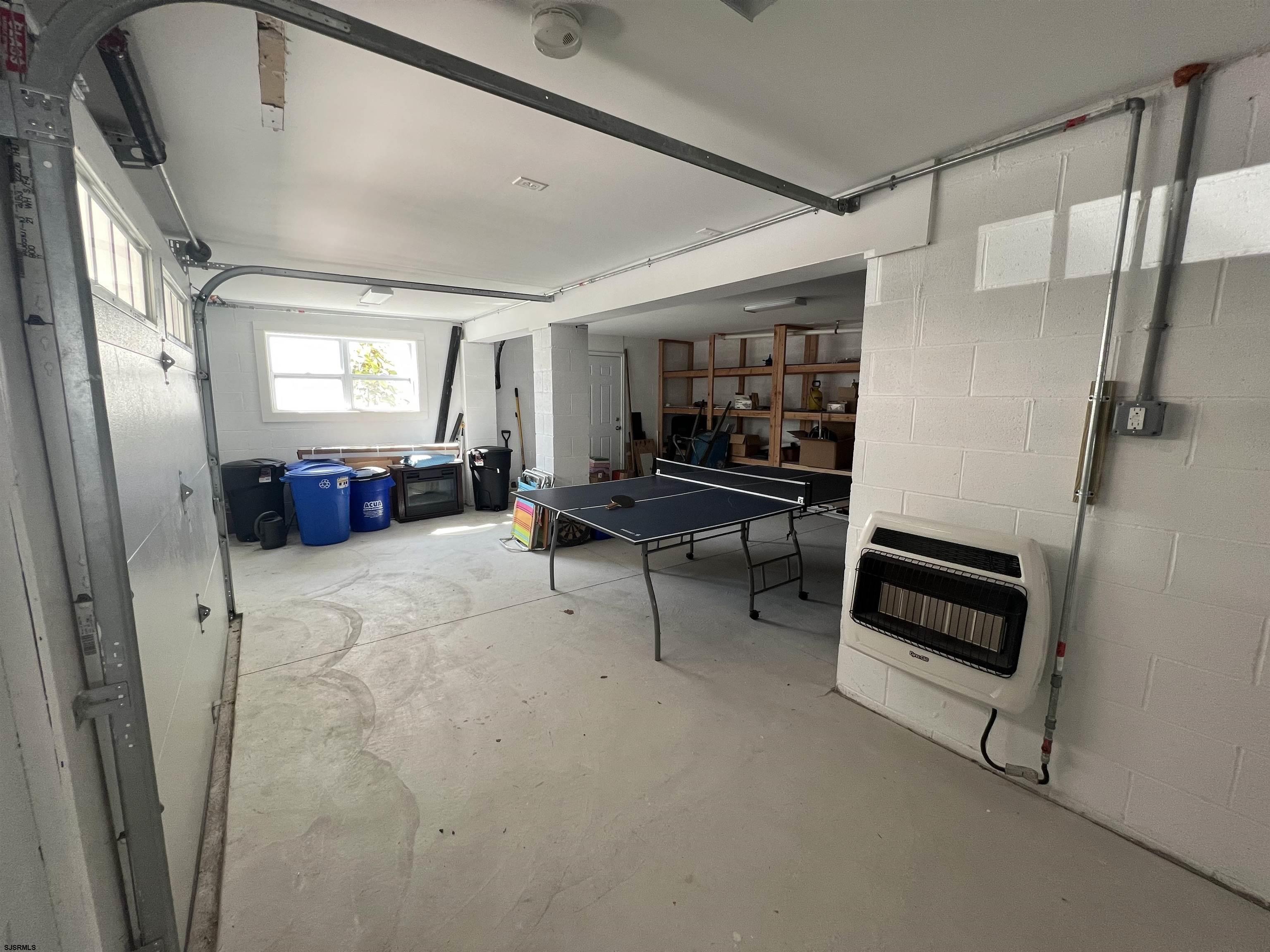 114 N Argyle Ave