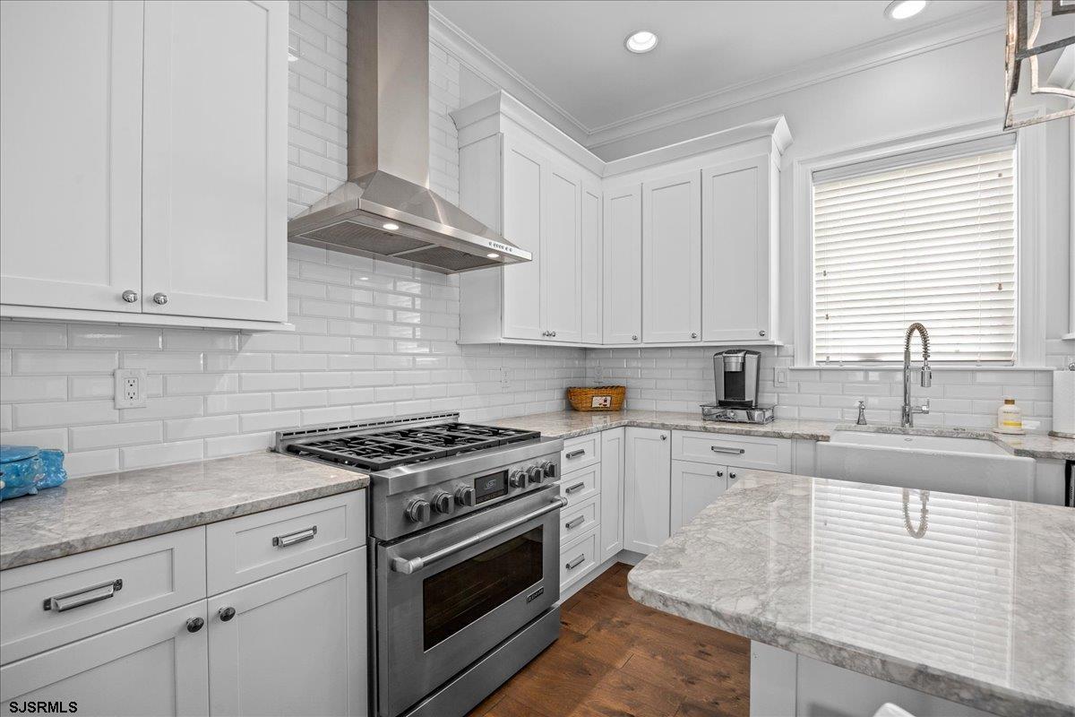 119 N Barclay Ave