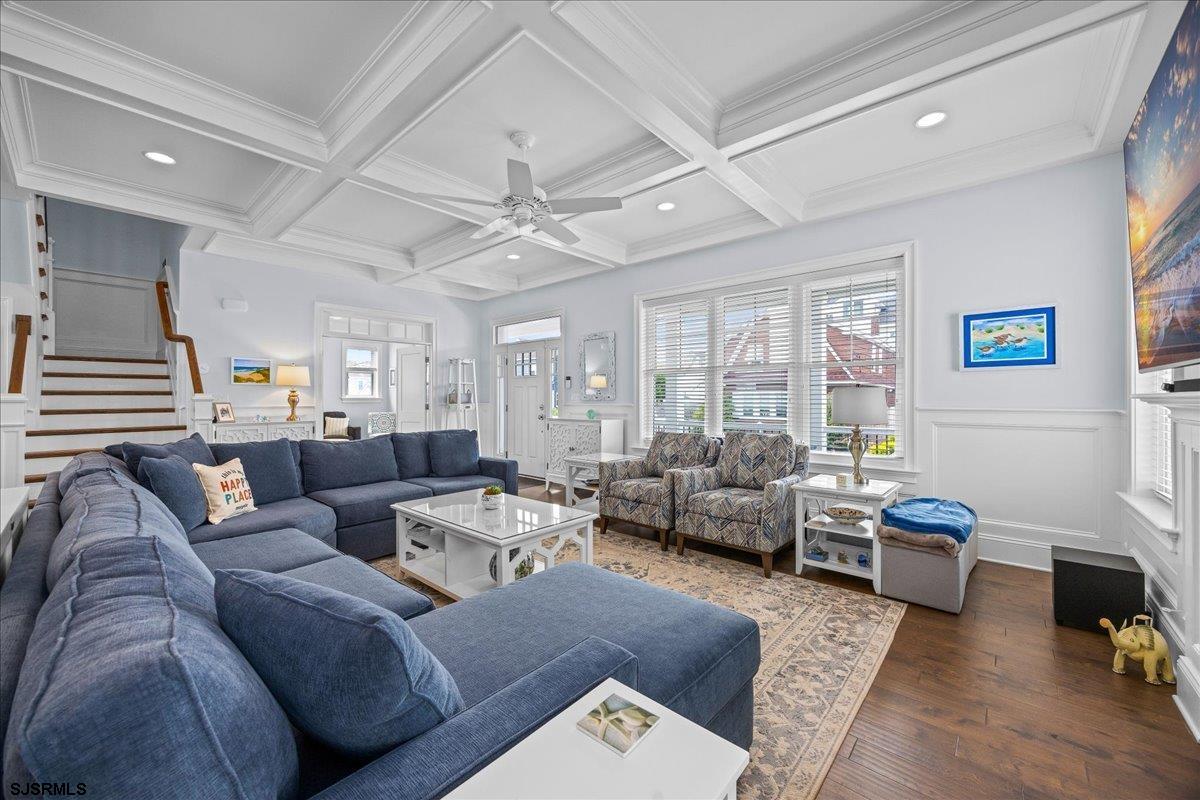 119 N Barclay Ave