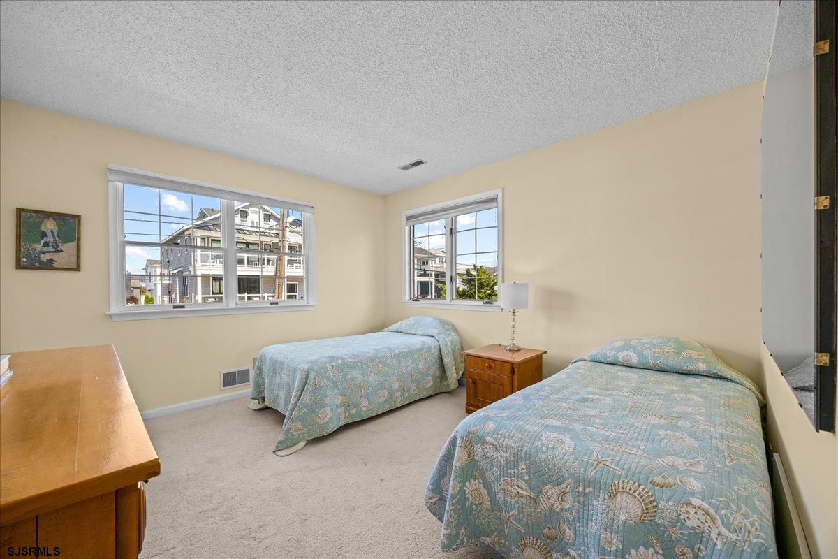 428 N Nassau Ave