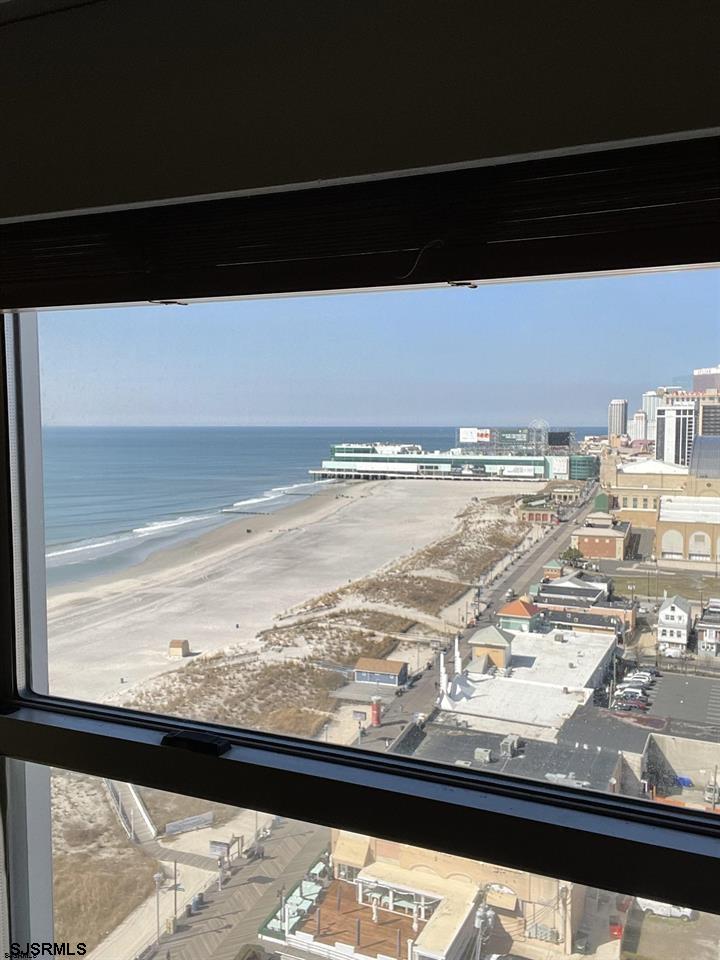 2721 Boardwalk Unit: 1517