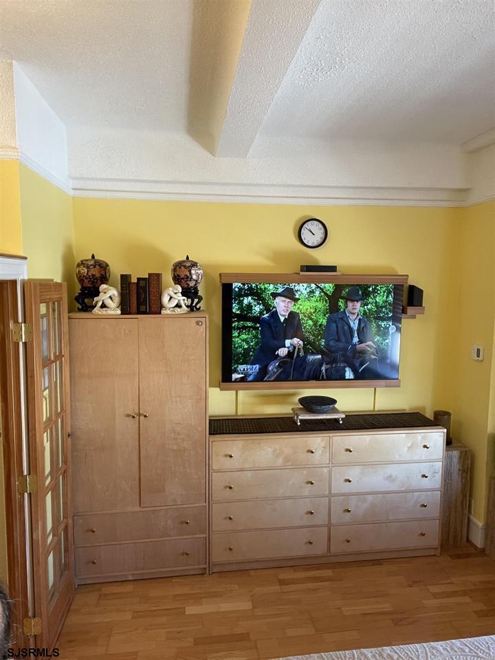 2721 Boardwalk Unit: 1517