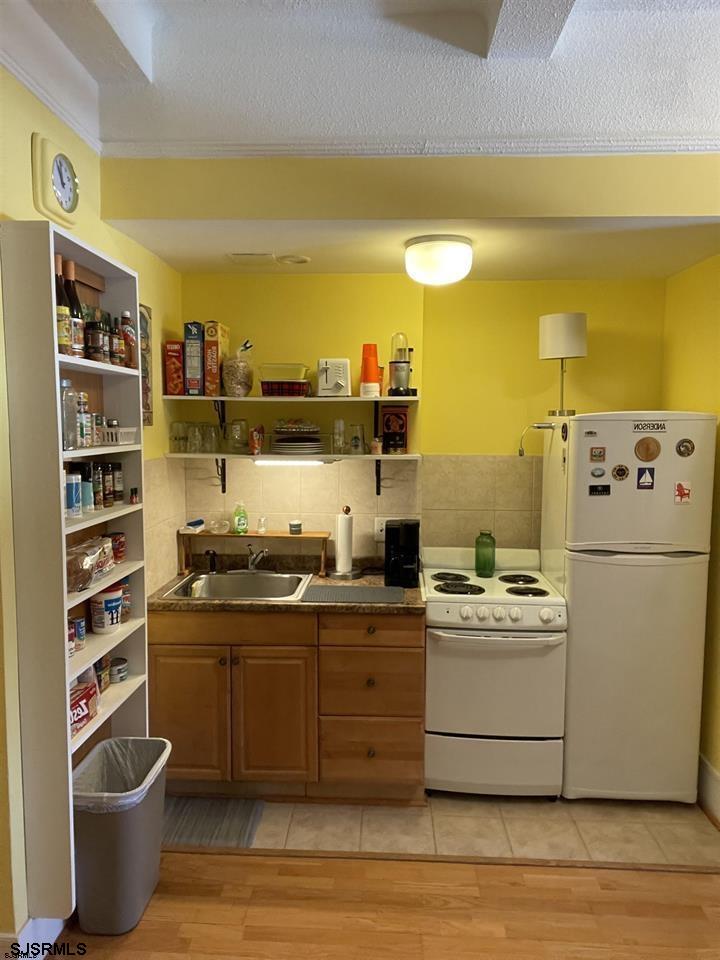 2721 Boardwalk Unit: 1517