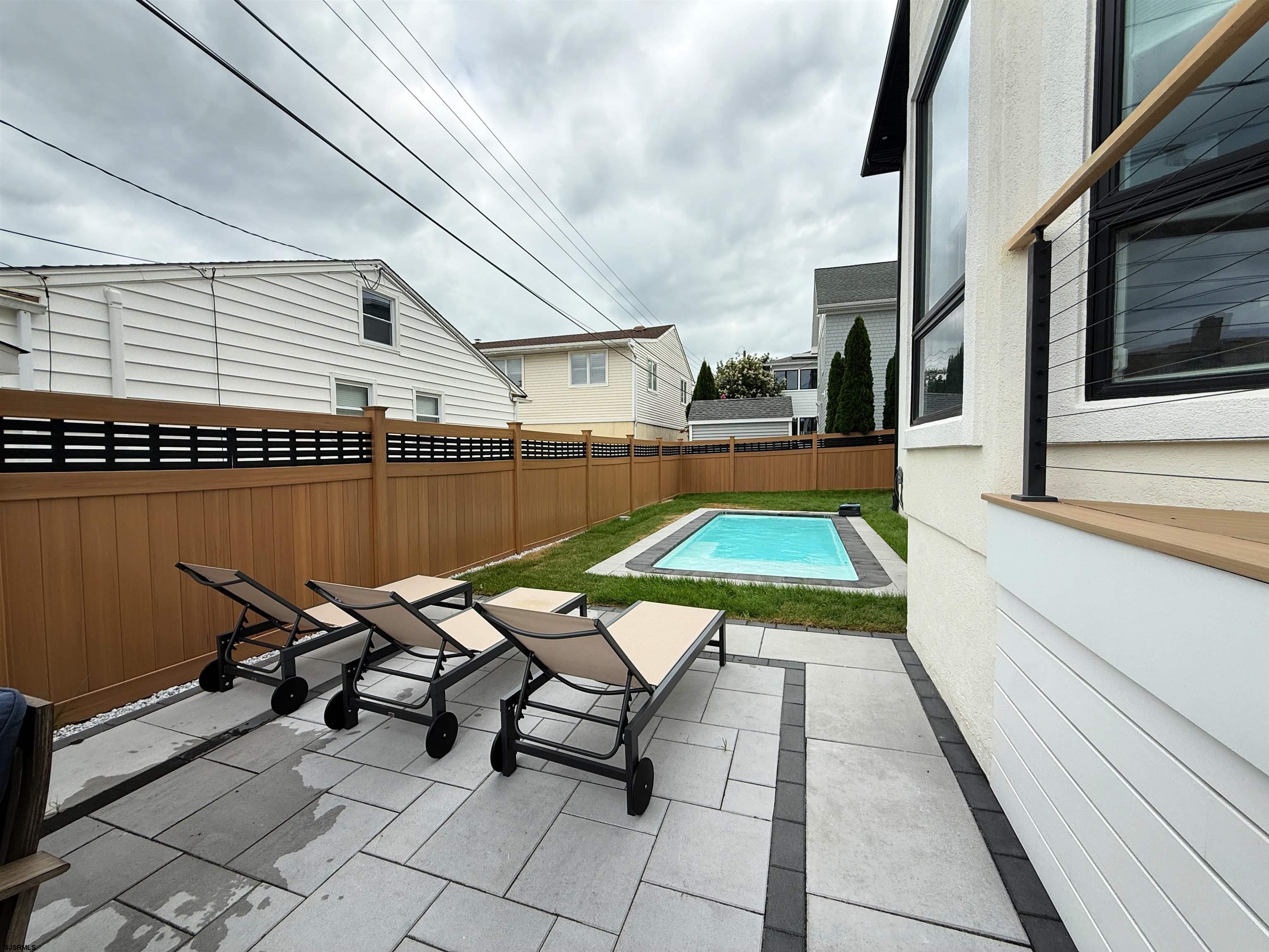 31 Seaside