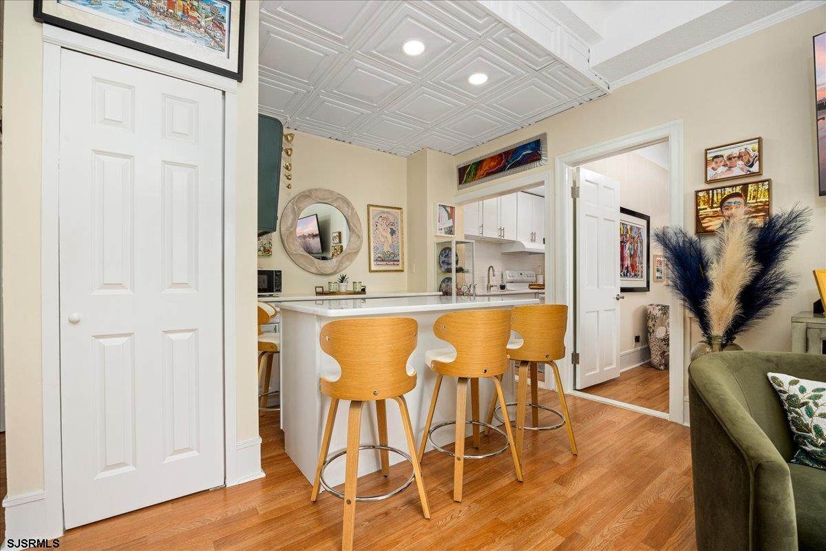 2721 Boardwalk Unit: 809