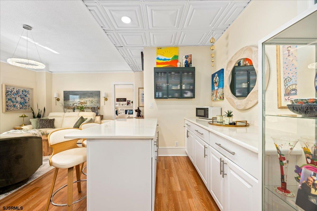 2721 Boardwalk Unit: 809