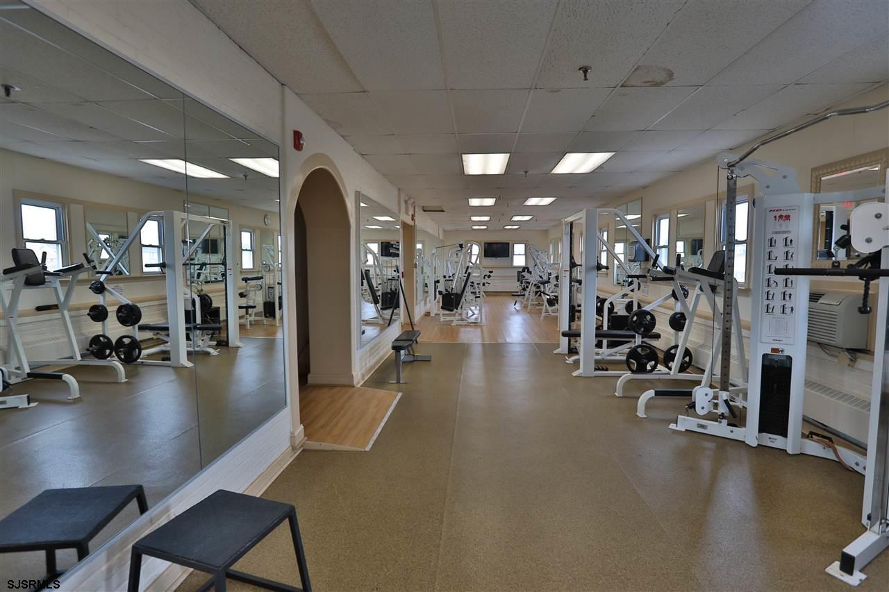 2721 Boardwalk Unit: 1616