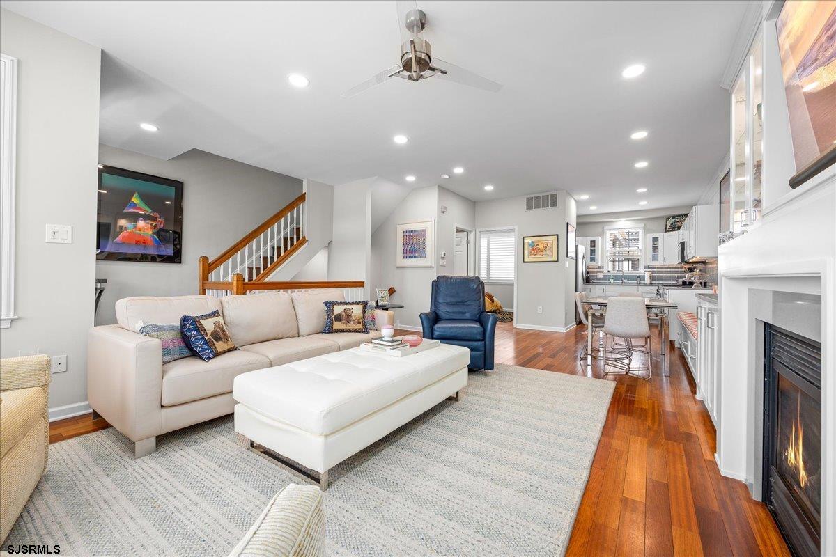 30 S Coolidge Ave