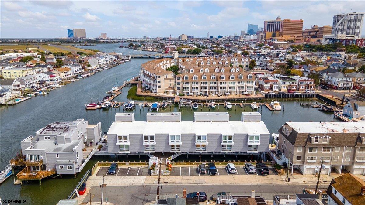151 N Annapolis Ave Unit: 2