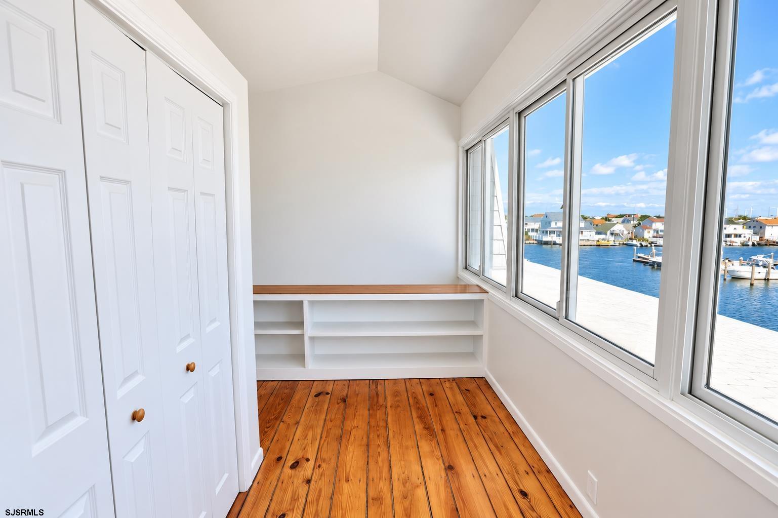 151 N Annapolis Ave Unit: 2