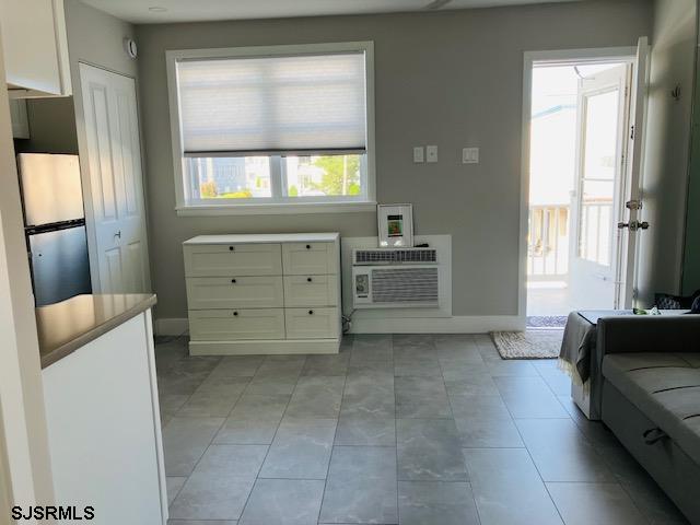9609 Ventnor