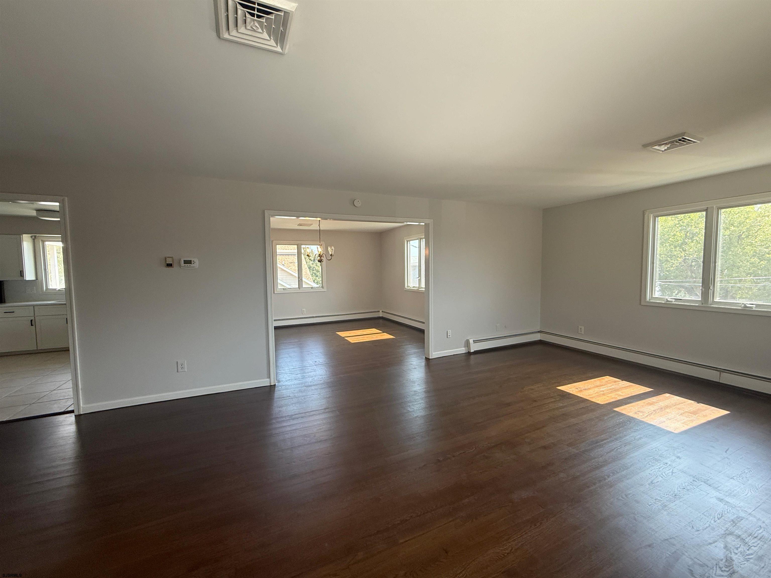 303 Windsor Dr