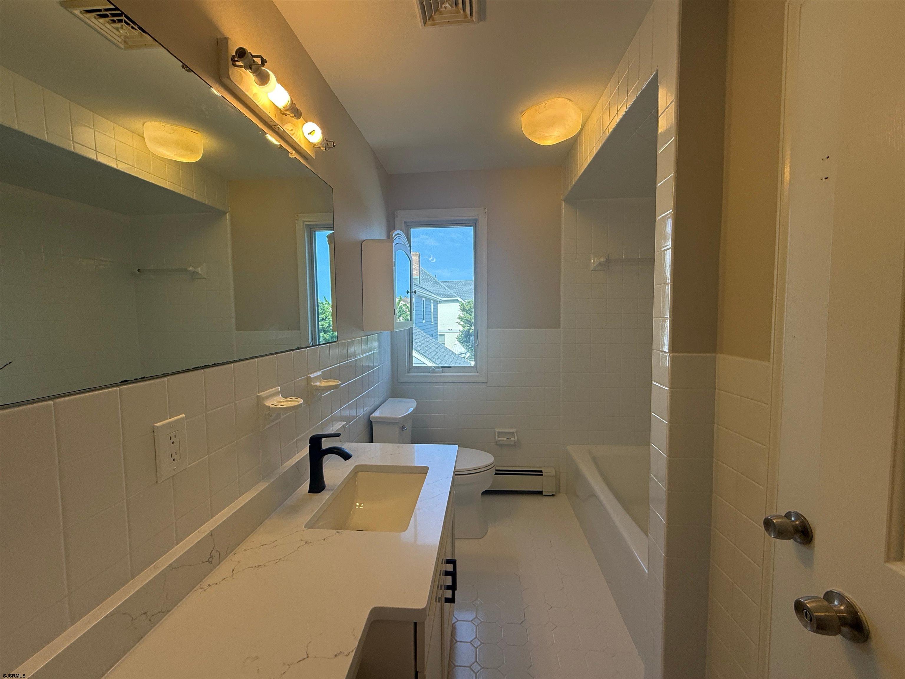 303 Windsor Dr