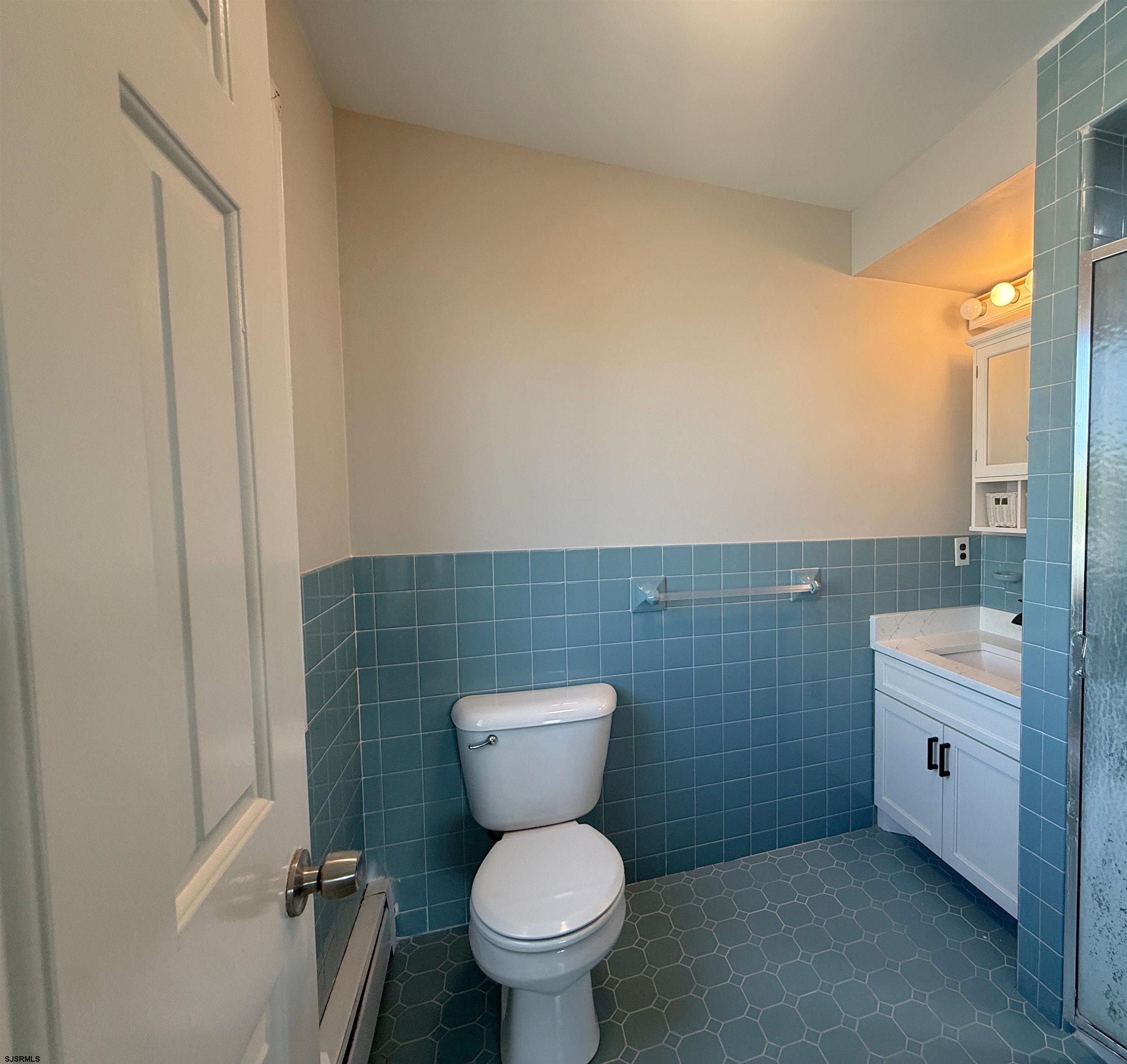 303 Windsor Dr