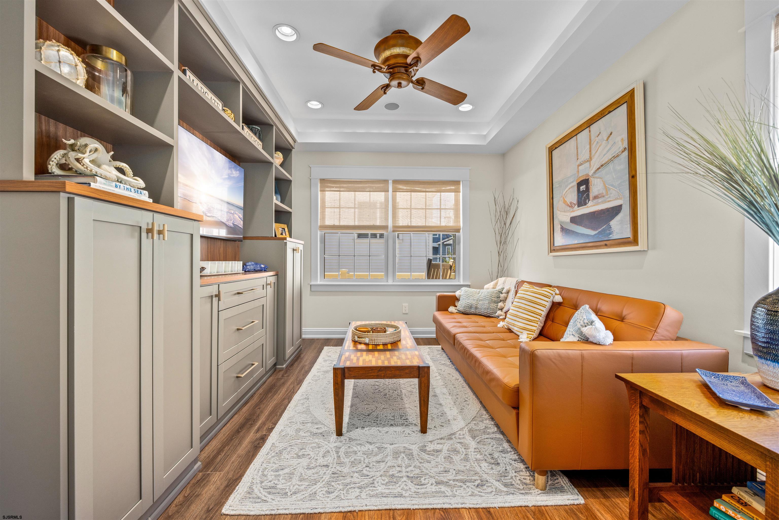 28 N Colgate Ave