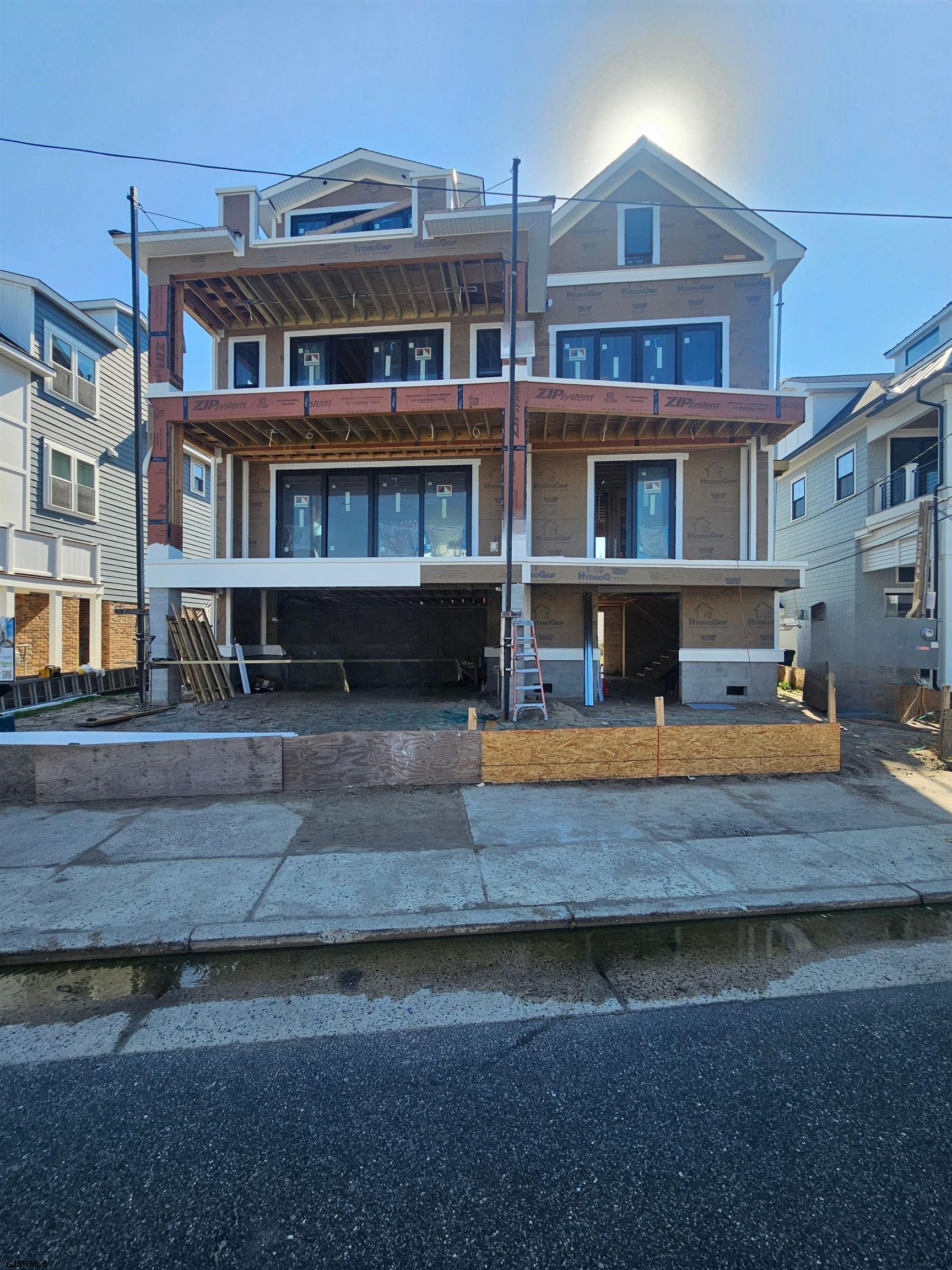 3014 Ventnor Ave