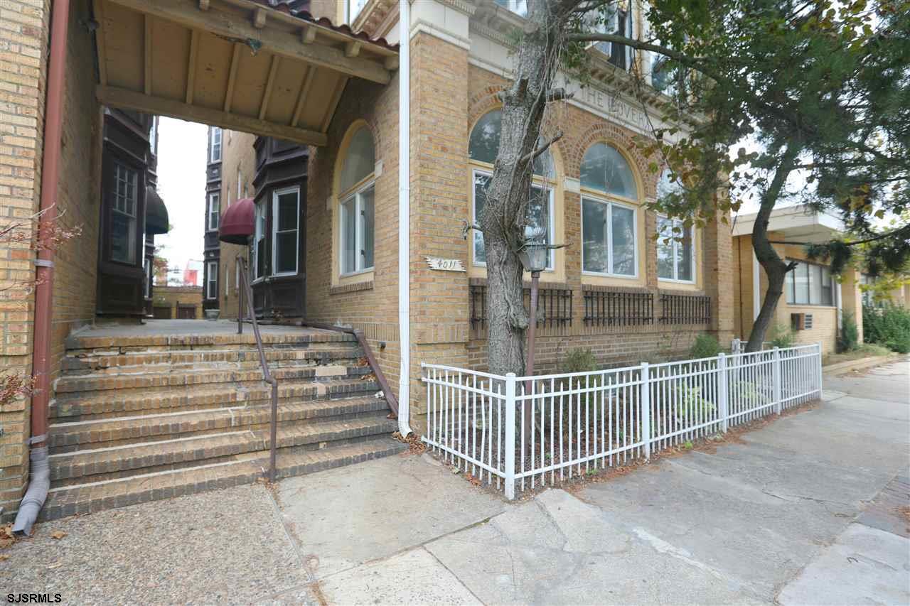 4011 Atlantic Ave
