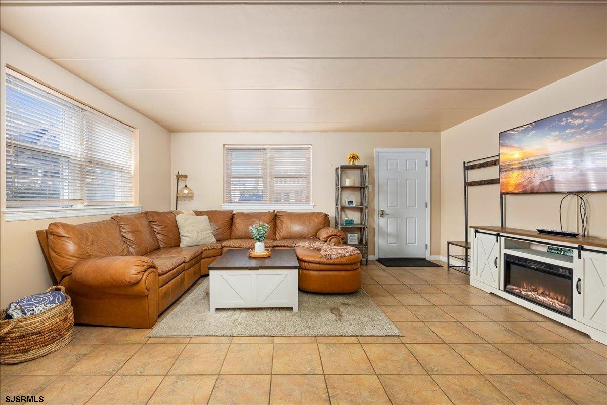 21 S Monroe Ave Unit: A12