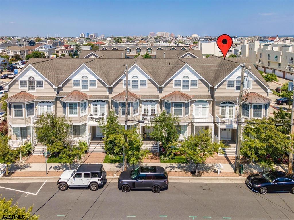 1 S Douglas Ave