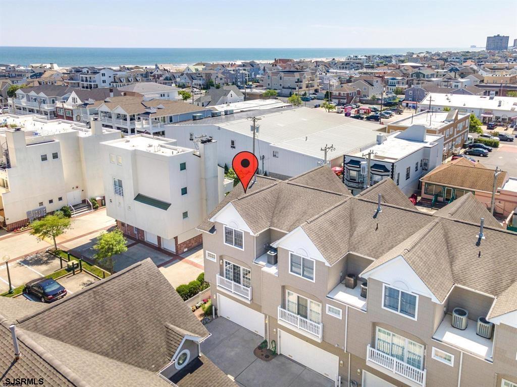 1 S Douglas Ave