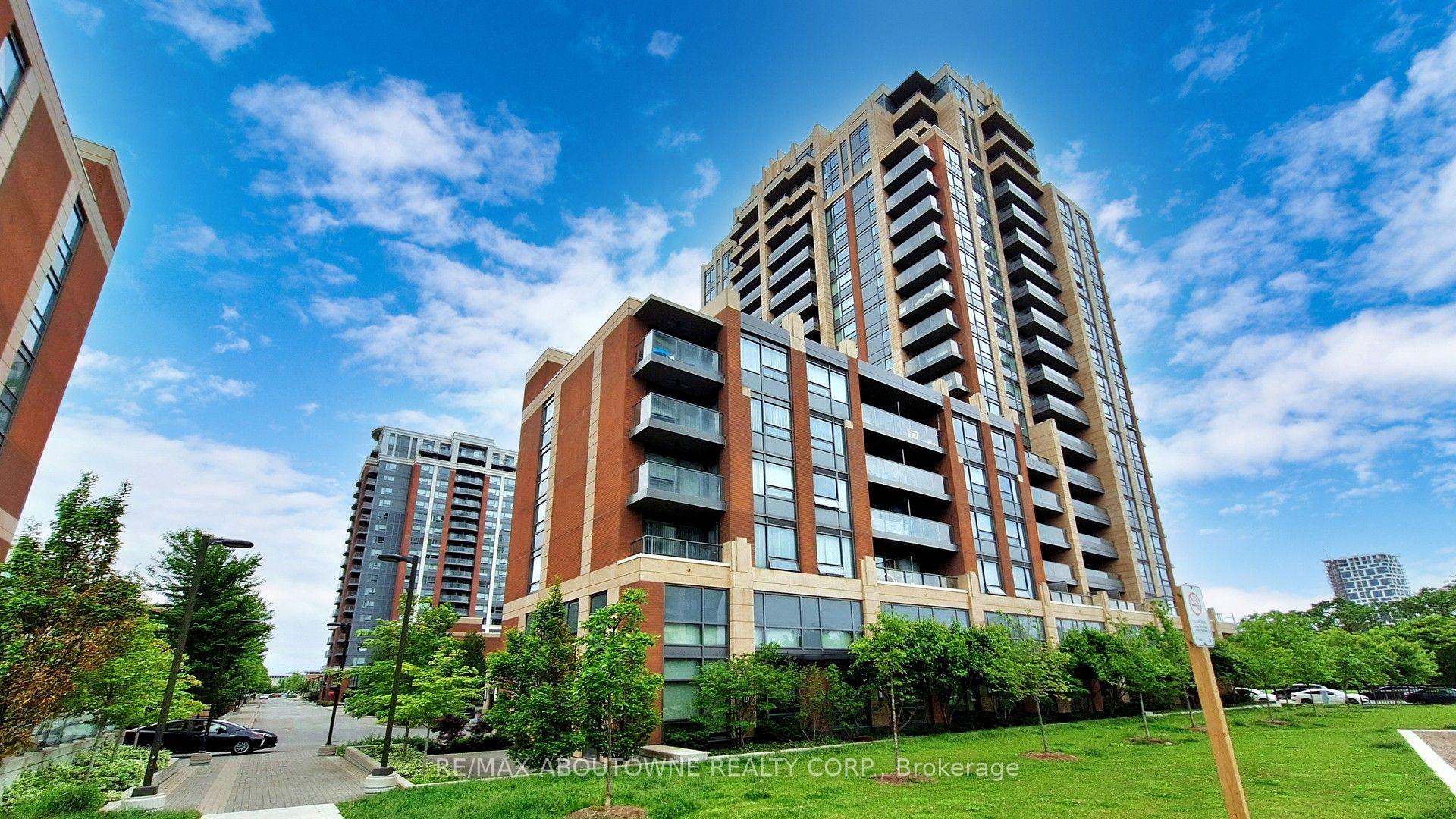 18 Uptown Drive 921