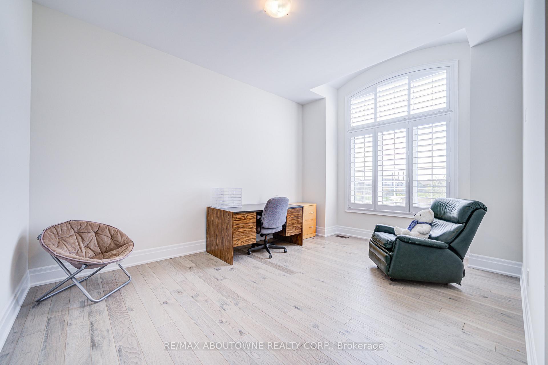 2359 Saw Whet Boulevard